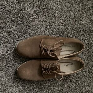 Pasadena Suede Buck